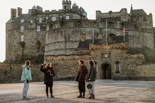 Small Group Royal Mile Walking Tour with Optional Entry to Edinburgh Castle