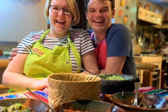Mexican Cooking Class with Food Market Visit in Mexico City