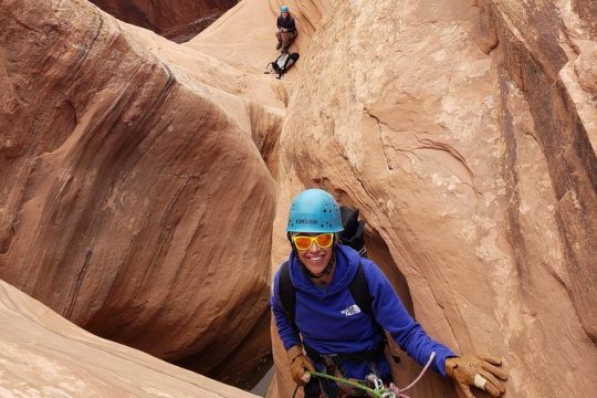 Private 3/4 Day Canyoneering Tour in Moab