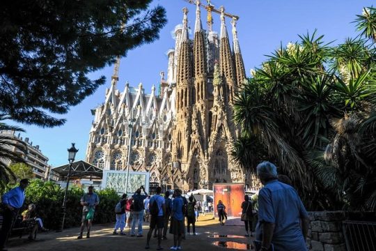 Best of Barcelona Shore Excursion with Sagrada Familia Skip the Line Ticket