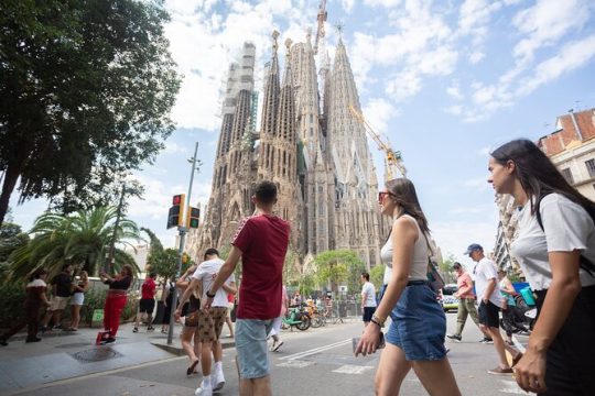 Sagrada Familia Skip-The-Line Guided Tour