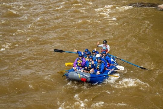 2.5 "Splash "N" Dash" Hour Family Rafting in Durango with Guide
