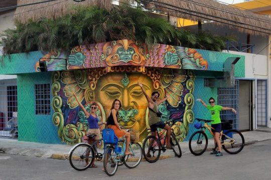 Graffitis & Munchies biketour Playa del Carmen