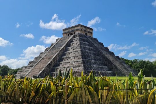 VIP Chichen Itza & Ek Balam Private Tour