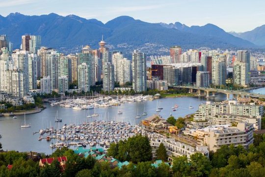 Vancouver City Finest and Social Wine tasting Private Tour