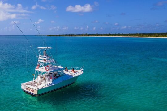 8 Hour Private Fishing Tour in Puerto Aventuras Riviera Maya