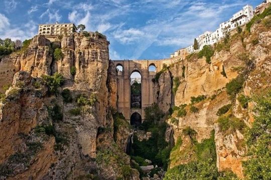 Ronda and white village of Setenil Private tours from Granada up to 8 persons