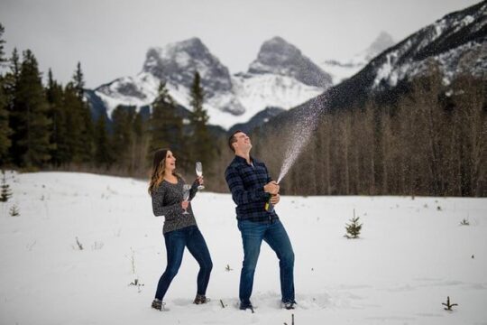 Private Photo Session with a Local Photographer in Kananaskis
