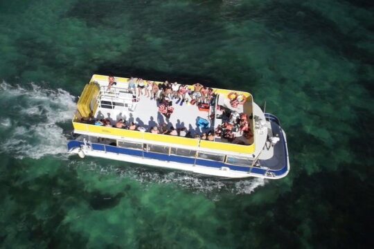 Isla Mujeres Unlimited Open Bar Catamaran, from Playa del Carmen