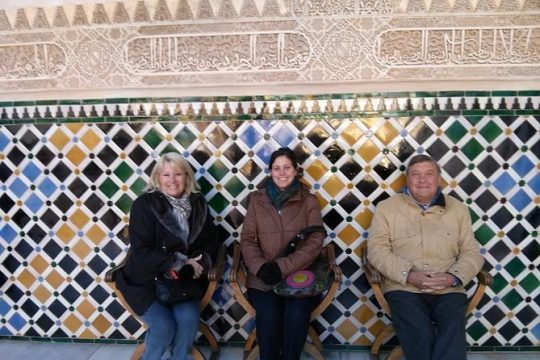 Going to Alhambra? 3 hrs Private Tour! Skip the long lines to visit the Alhambra