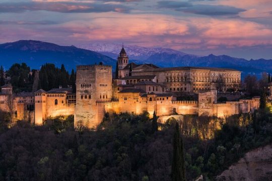 Night Tour of Alhambra and Nasrid Palaces