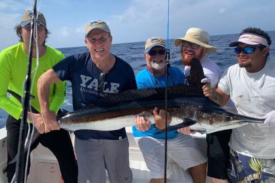 Private Fishing Tour in Yacht Playa del Carmen