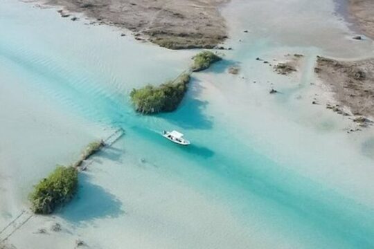Full-Day Guided Tour in Bacalar: The Lagoon of Seven Colors