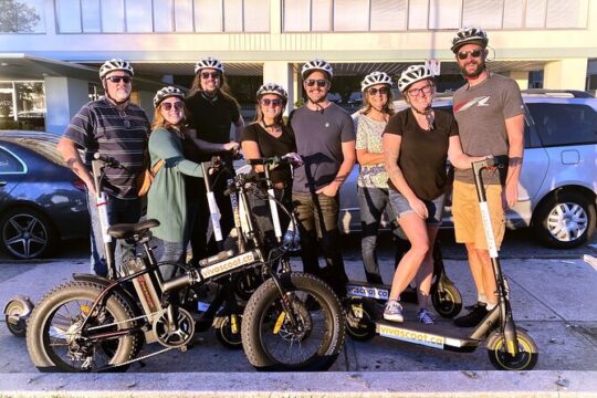 Vancouver City Self-Guided E-Bike Tour with Ocean View Breakfast