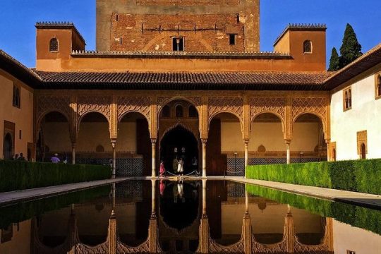 Alhambra, Nasrid Palace, and Generalife Tour : Exclusive 3-Hour ComBo Tour