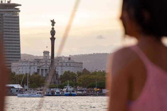 Barcelona Sightseeing Sailing with Multilingual Local Guide