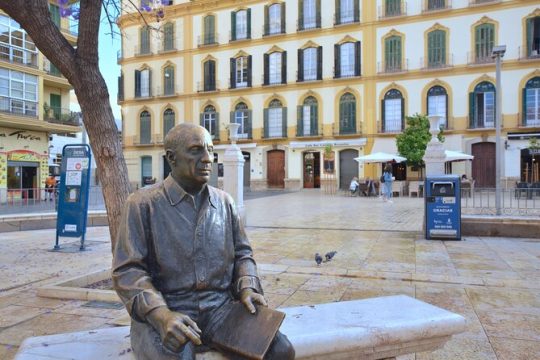 Picasso roots Private Walking Tour in Central Malaga