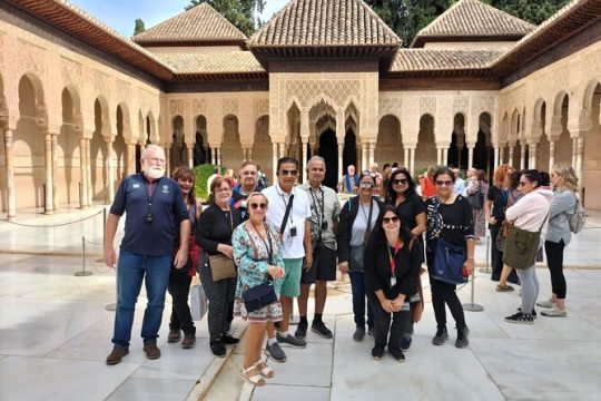 Alhambra Tour with Nasrid Palaces from Jaen