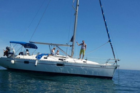 4 Hours Sailing Trip on the Mediterranean from Estepona