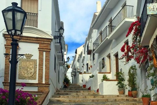 Semi-private Tour to Frigiliana and The Lost Village with lunch included