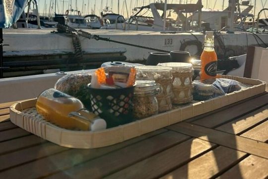 Fuengirola Boat Activity with breakfast and Sunrise