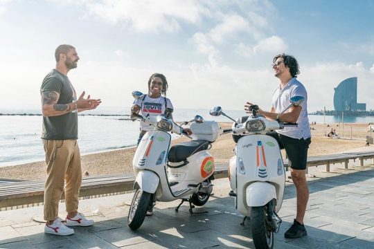 BARCELONA ICONS & PANORAMIC VIEWS by Vespa scooter