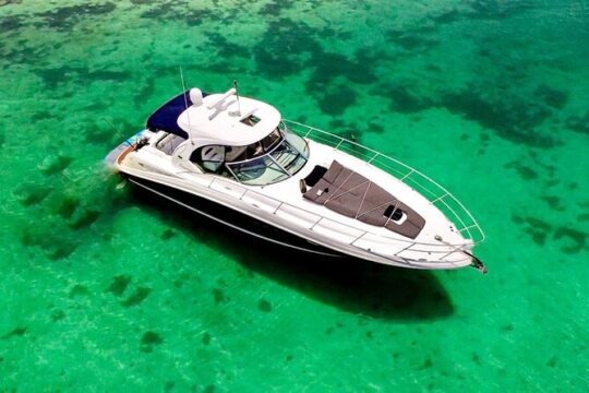 5-Hour Private 40' Yacht Tour to In-Ha Reef with Open Bar, Food & Snorkel