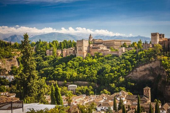 Granada, Visit Alhambra with Nasrid palaces, gardens and Alcazaba