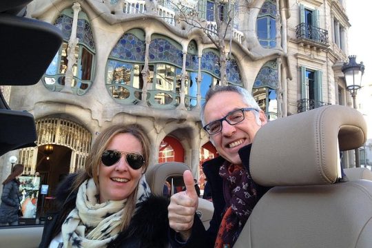Barcelona in a Convertible - Private Guided Tour