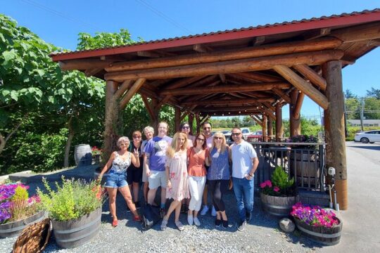 Fraser Valley Wine Tour with a light Lunch from Vancouver