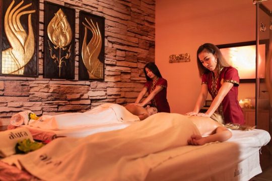 60 min Couple's Massage to Choose and 30 min Floral Bath THAI MASSAGE ALURA