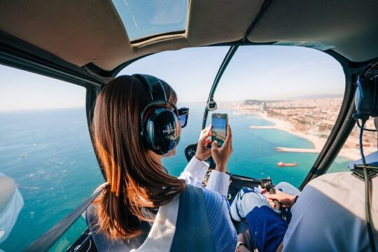 Barcelona Luxury Sailing Trip and Panoramic Helicopter Flight