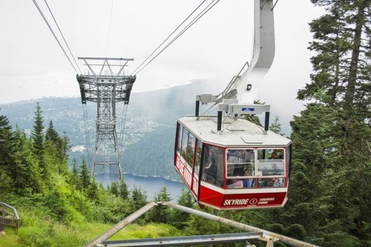 Small Group Vancouver Grouse Mountain Express with Peak Chairlift