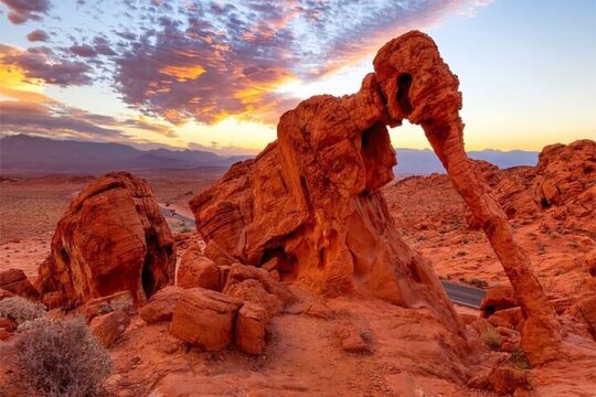 Full Day Combo Tour To Valley of Fire and Hoover Dam