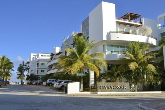 Cancun Airport and Casa del Mar by Moskito Private Shuttle