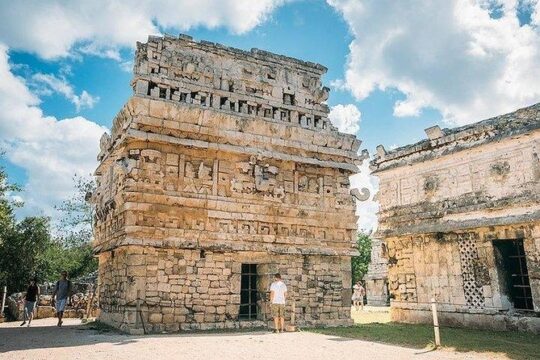 Archeological Mayan Chichen Itza classic from Playa del Carmen